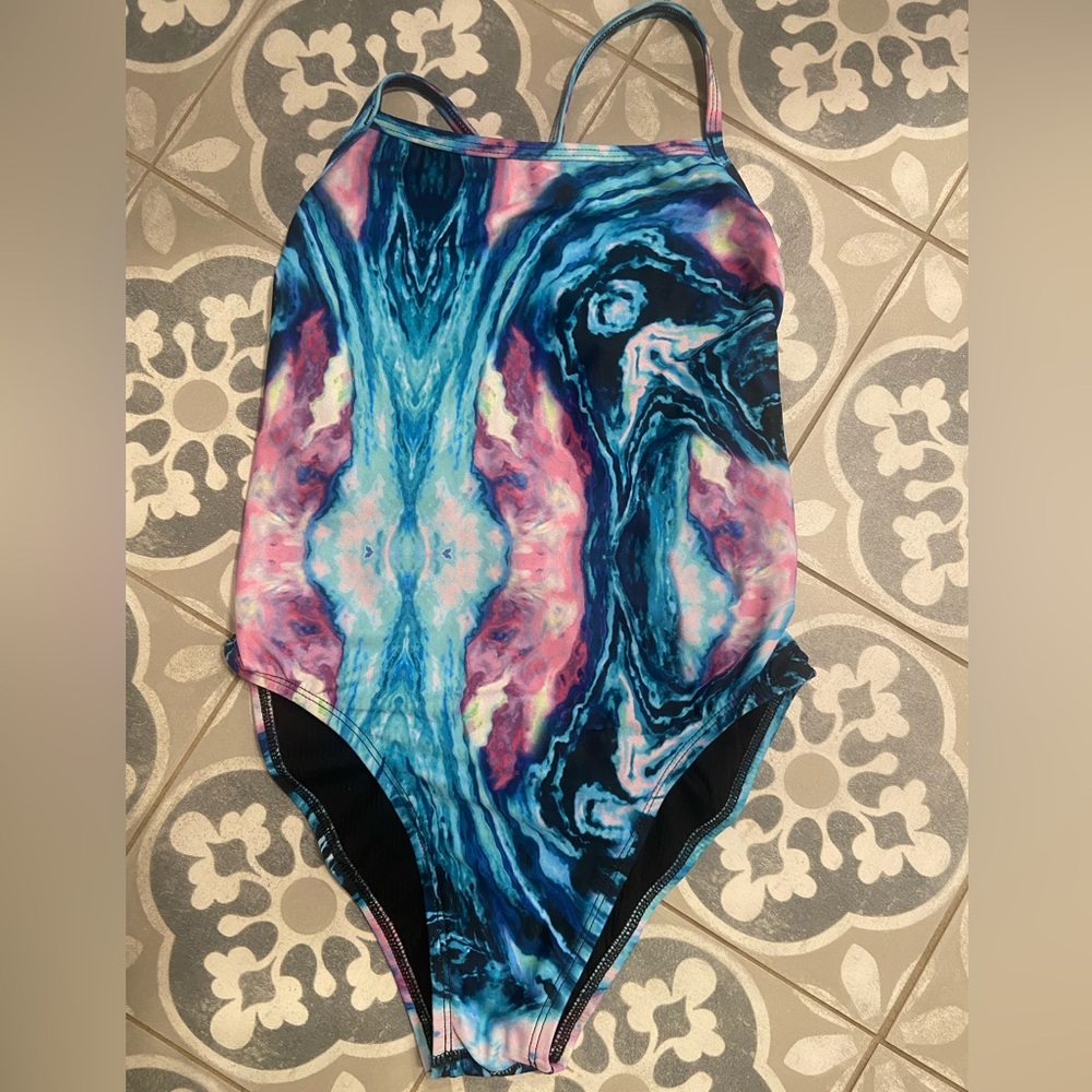 Jolyn Tie Back Onesie Size 30